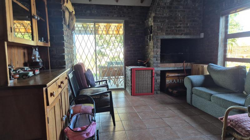 5 Bedroom Property for Sale in Franskraal Western Cape